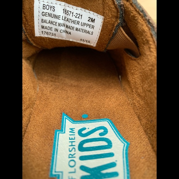 Florsheim boys brown dress shoes 👞 - Picture 8 of 9
